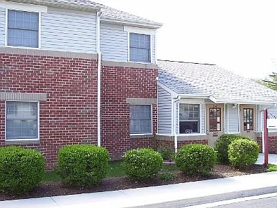 707 Poplar St — Photo 3