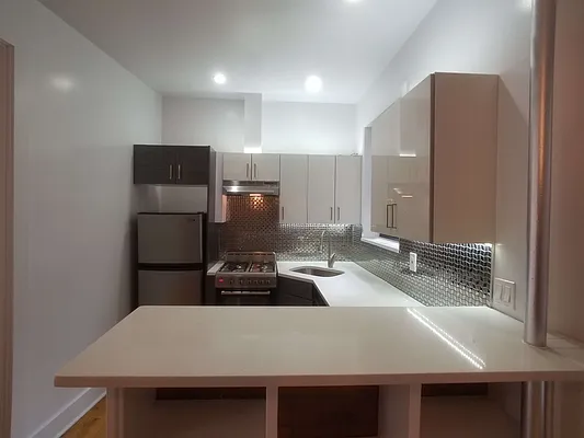 Rented by Compass | media 14