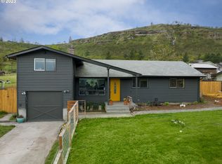 2328 W 14th St, The Dalles, OR