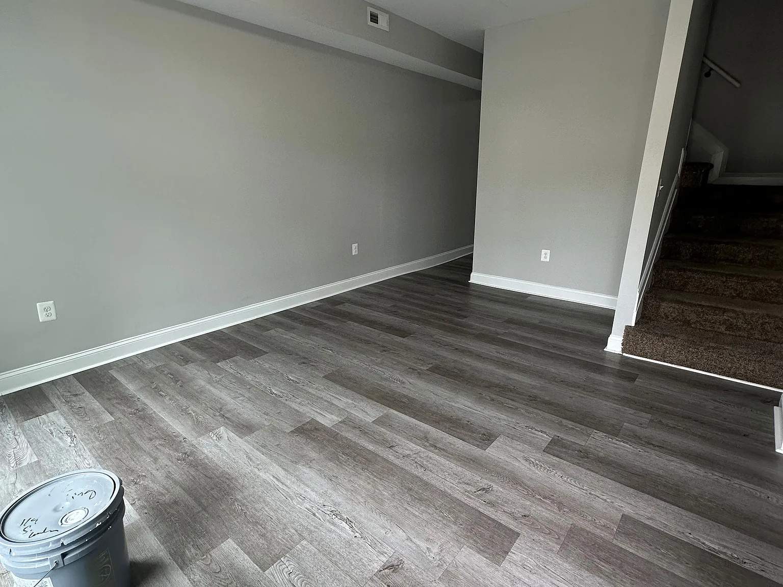 3 bed, 2.0 bath, $2,000 — Photo 2