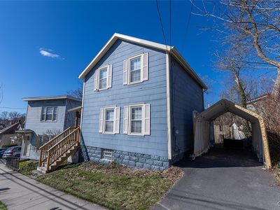 213 Oak St, Syracuse, NY, 13203