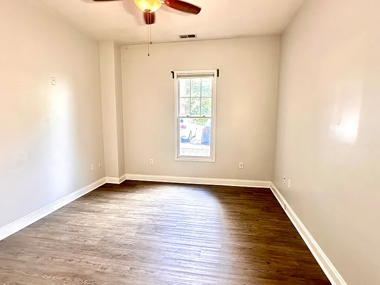 713 Garden District Dr — Photo 6