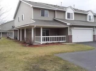7825 Oak Ct, Lino Lakes, MN 55014