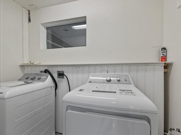 4 bedroom rental in West Vancouver — photo 27