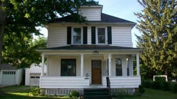1st image of 220 W 1st St #Stw2-p2