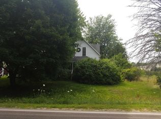 4975 N Sturgeon Rd, Midland, MI 48642