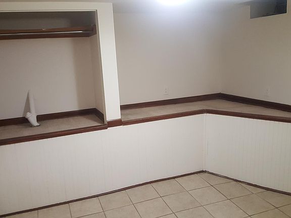 2nd image of 1128 W Diversey Pkwy APT 1