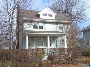 54 Chestnut St, Rochelle Park, NJ 07662