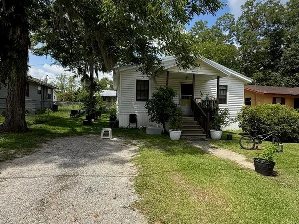 717 W Poplar St, Jesup, GA 31545