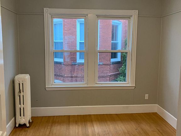 bedroom 3- 10 x 10
