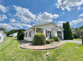 62 Penny Ln, Easton, PA 18040