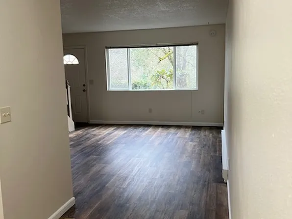 Hillside Townhouses - 3356, 3356 SW Beaverton Hillsdale Hwy, Portland, OR 97221