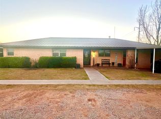 212 S Bryan Ave, Aspermont, TX 79502