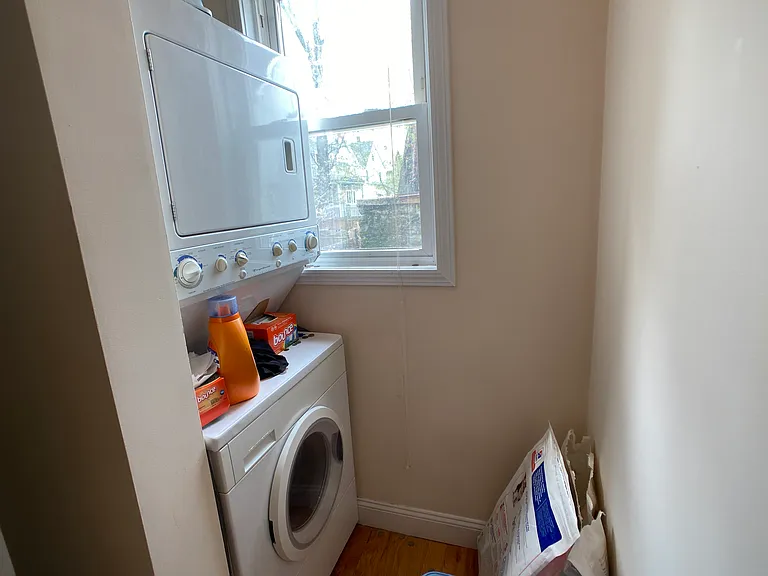 23 Radcliffe Rd #1 — Photo 11