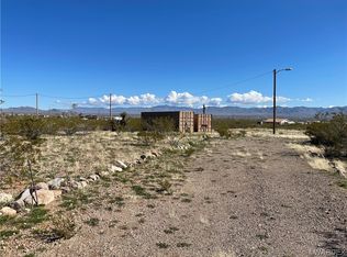 1566 S Egar Rd, Golden Valley, AZ 86413