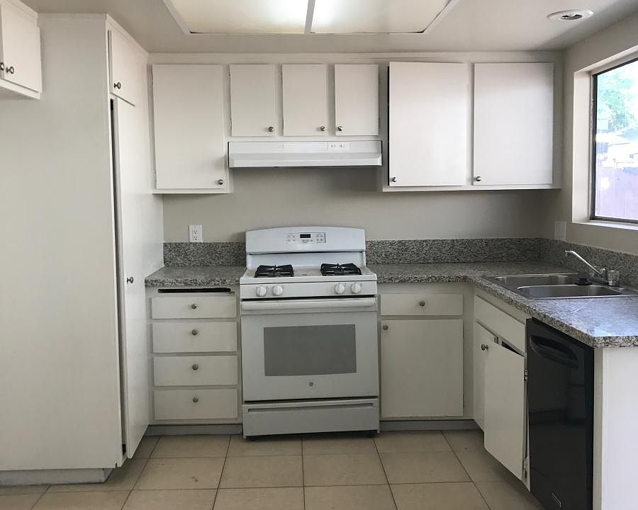 2nd image of 2337 E Omega Ave