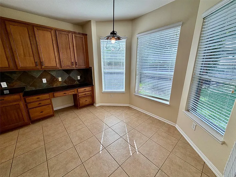 25206 Auburn Terrace Dr — Photo 12