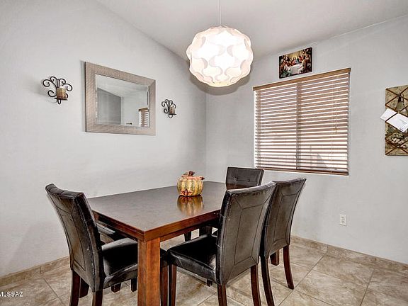 3rd image of 14179 N Via Trincheras