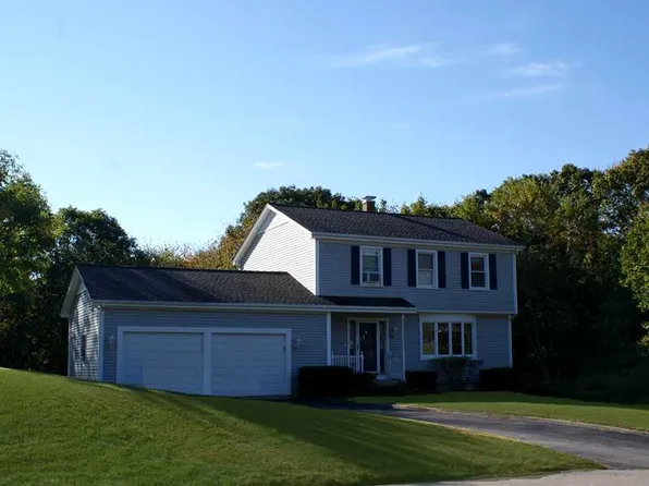 25 Robin Way, Westerly, RI 02891