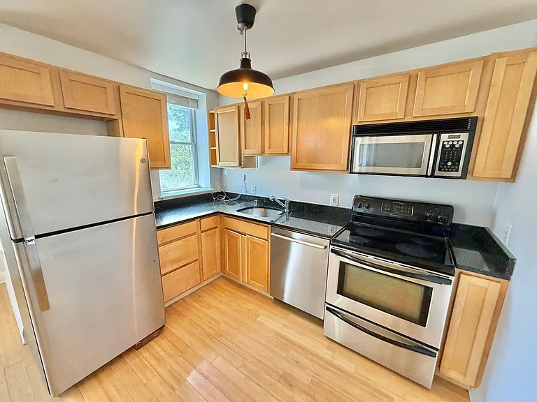 52 Quincy Pl NW #205 — Photo 6