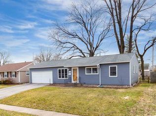 722 40th Ave, East Moline, IL 61244
