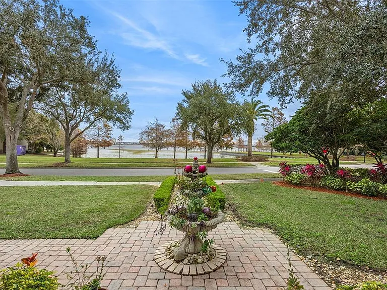 8742 Southern Breeze Dr — Photo 60