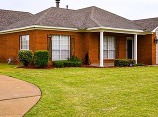 719 Sandy Ridge Ct, Montgomery, AL 36117