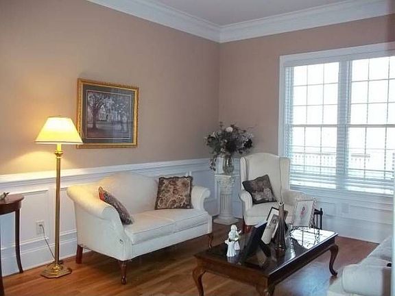 5th image of 120 Annelise Park Dr