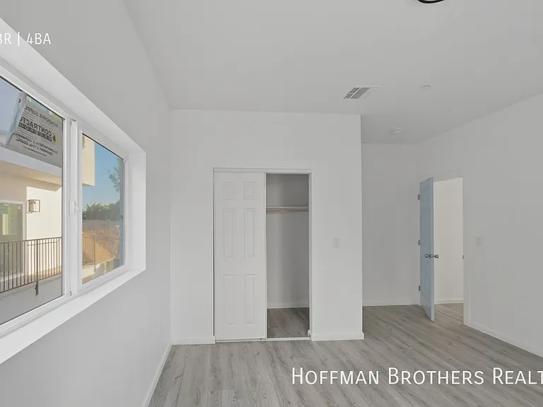 6507 Woodley Ave #3 — Photo 7
