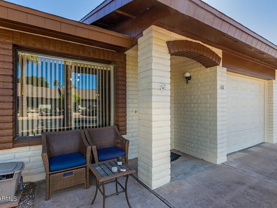 Sunland Village East Garden Condominiums 2064 S Farnsworth Dr Mesa AZ