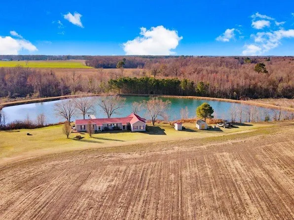 625 Garner Chapel Road, Mount Olive, NC 28365