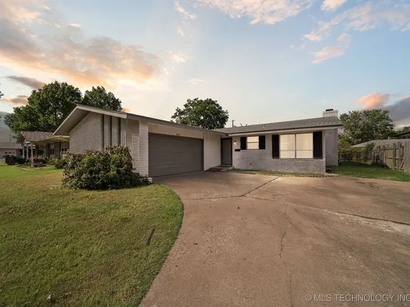 8611 E 29th St, Tulsa, OK 74129