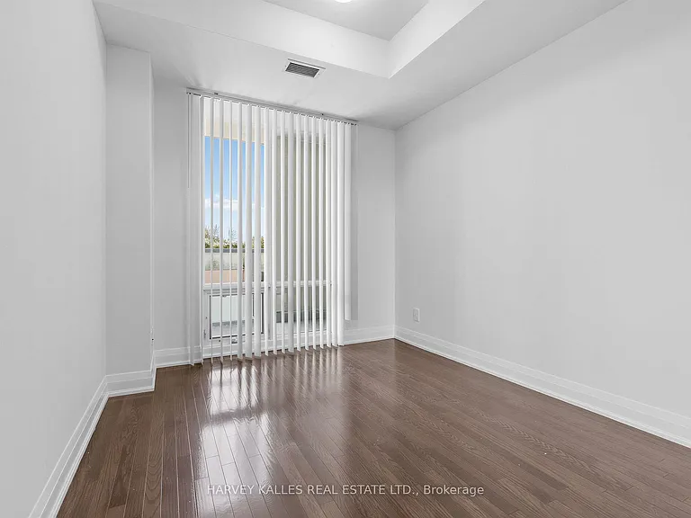 1 Bedford Rd #421 — Photo 18