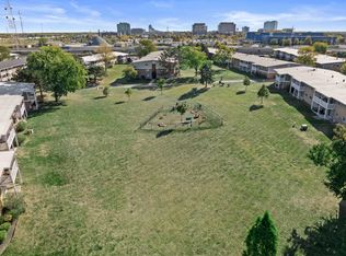 The Preserve at Woodfield, Rolling Meadows, IL 60008