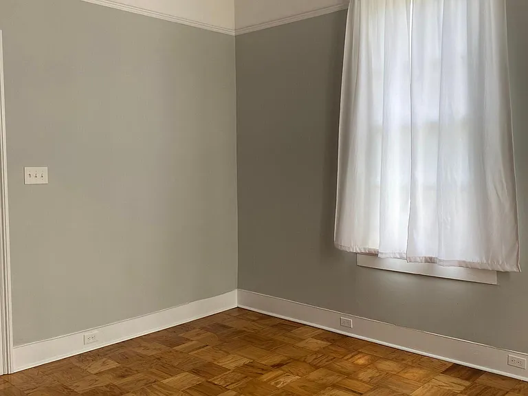 128 David St — Photo 18