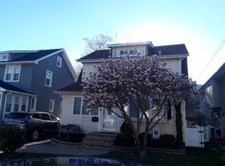 6 Daley Pl, Lynbrook, NY 11563