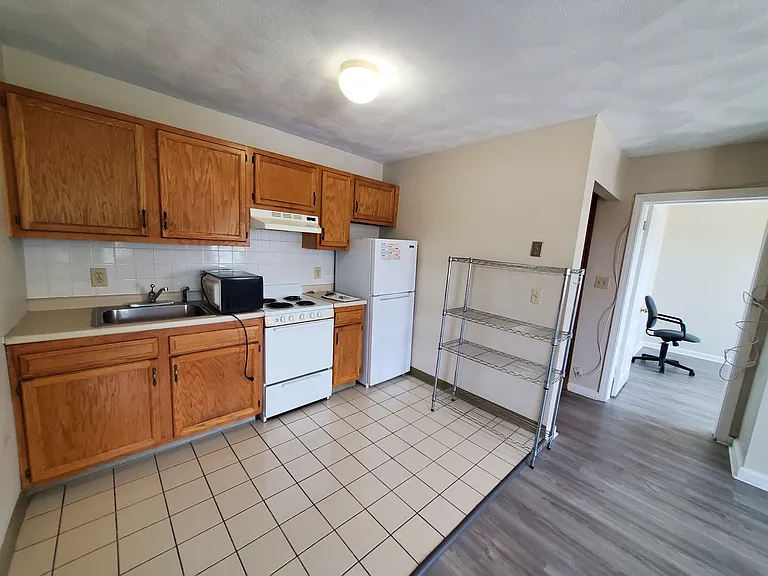 288 Prospect St #7 — Photo 6