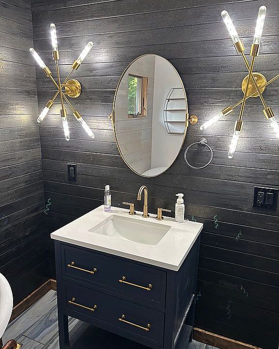 Master bathroom 