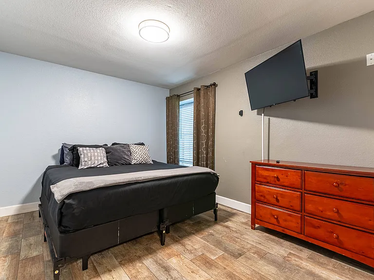 5736 Joshuapoint Ct — Photo 11