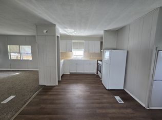 104 Country Club Dr #104, Oakdale, PA 15071