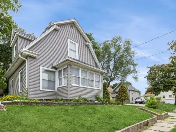 1309 Garfield Ave, Des Moines, IA 50316