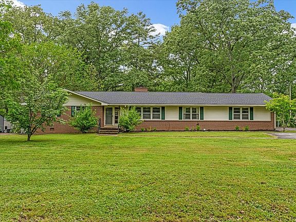 3rd image of 419 Westwood Dr