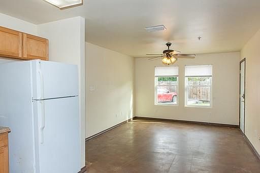 5th image of 1634 14th St #1B-1Ba-580Sqft