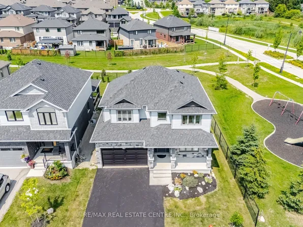 1 Grundy Cres, Grand Valley, ON L9W 7S7