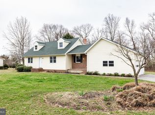 903 Cindy Ln, Westminster, MD 21157