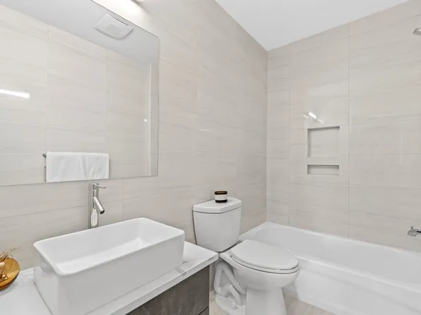 412 Whiton Street image 20 of 40