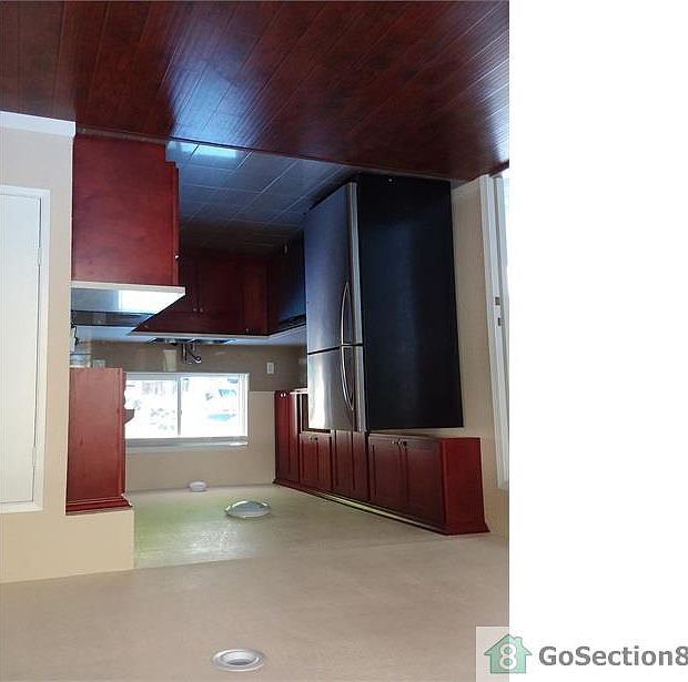 2nd image of 3032 Bluewater Ct