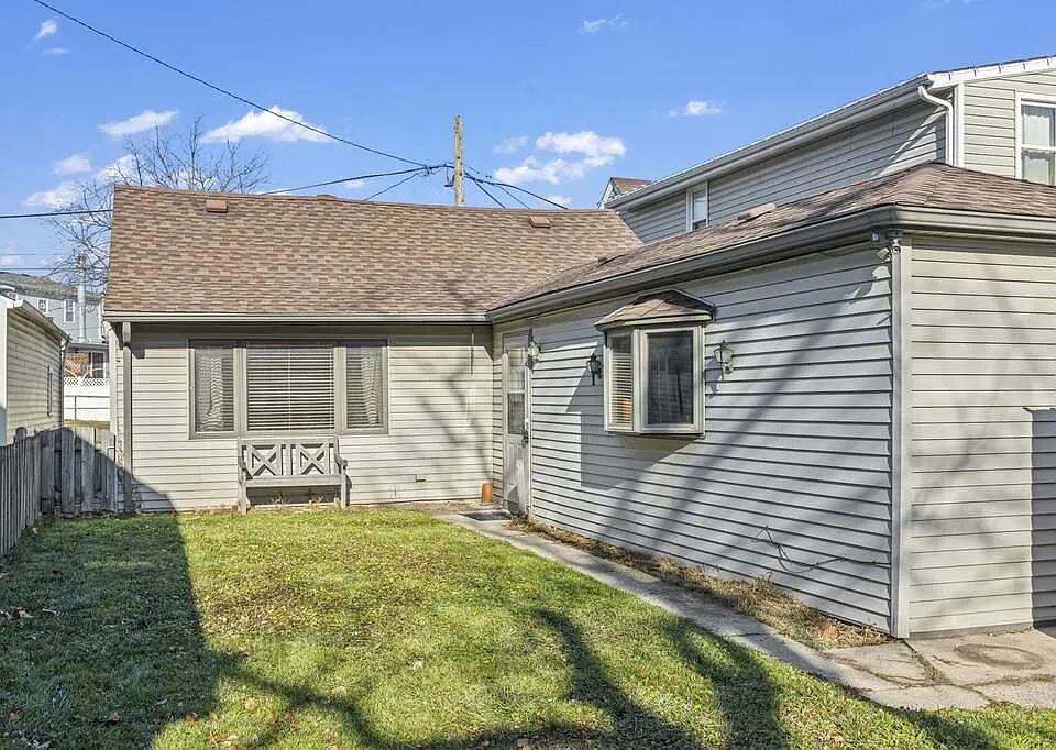 6808 W Forest Preserve Dr