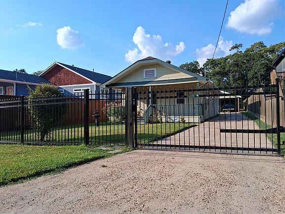 2nd image of 7335 Santiago St