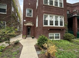 1731 W Wallen Ave #B, Chicago, IL 60626